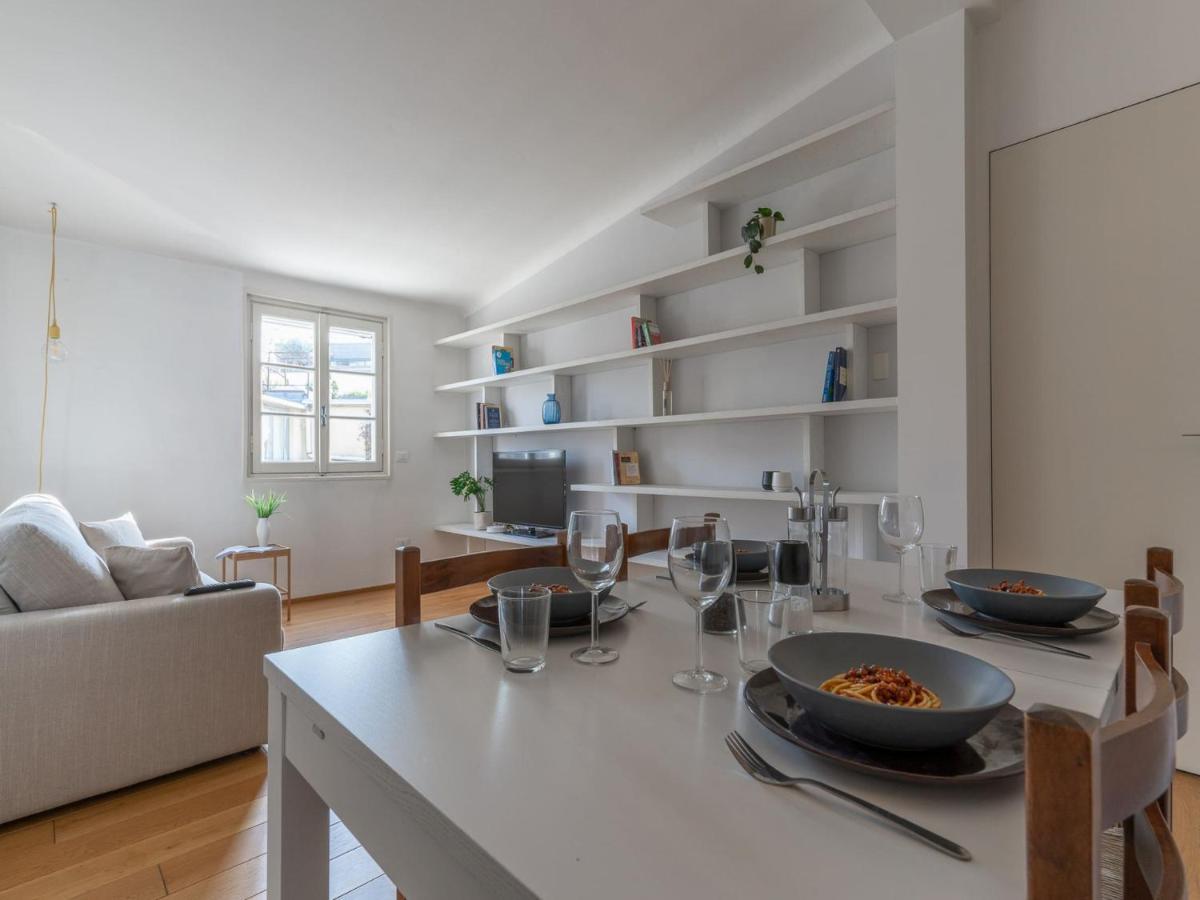The Best Rent - Lovely One-Bedroom Apartment In Moscova Milano Exterior foto