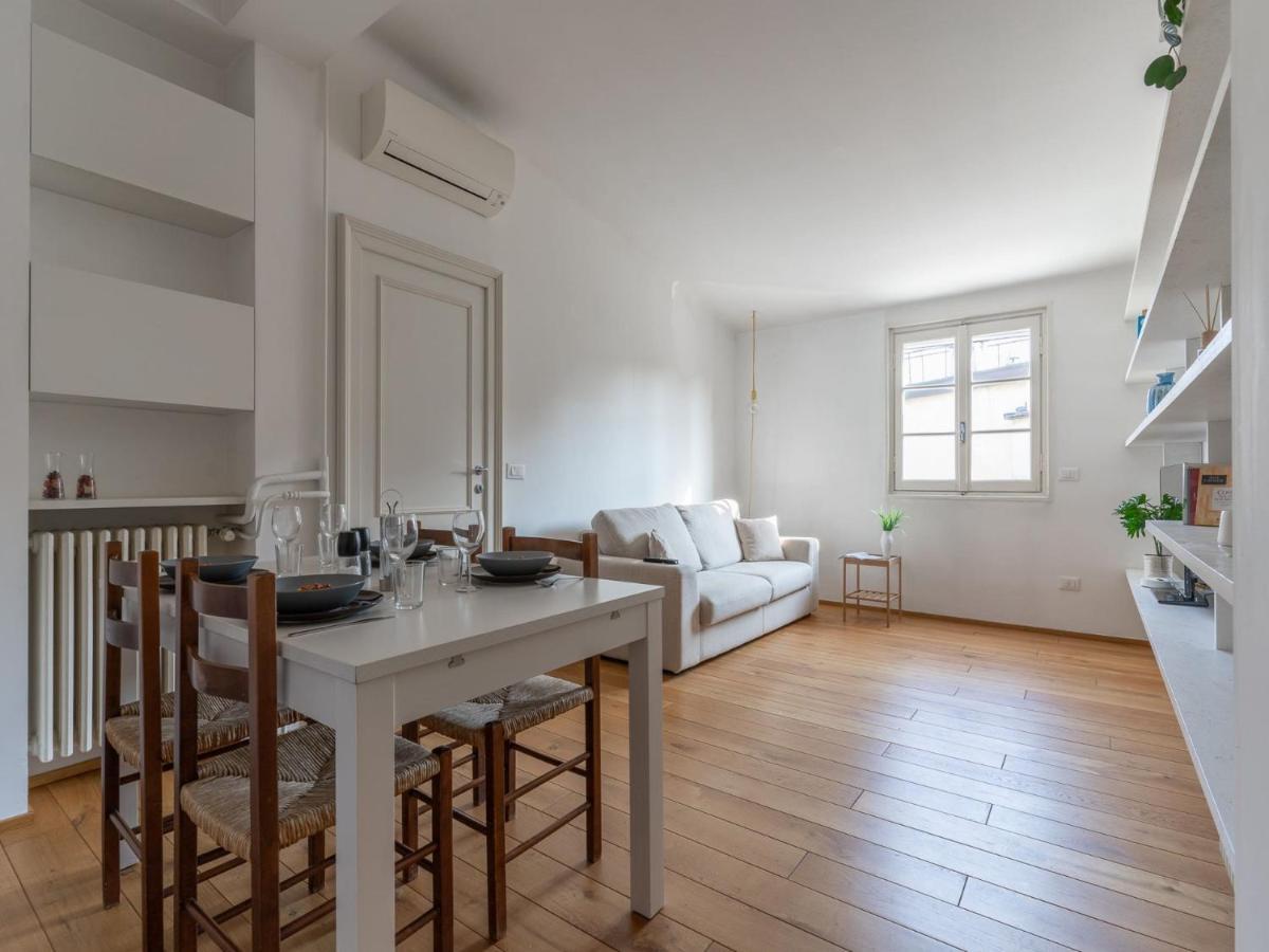 The Best Rent - Lovely One-Bedroom Apartment In Moscova Milano Exterior foto